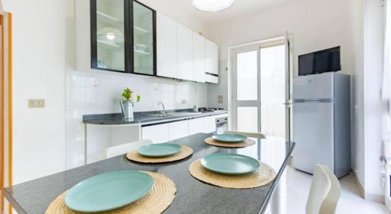 Apartment with 2 rooms for 4 persons — photo 3