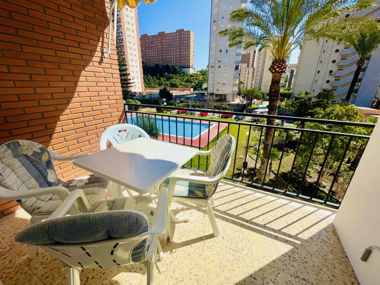 Family-oriented charming rental apartment with yard, terrace & pool | Close to the beach | Pets are welcome — photo 3