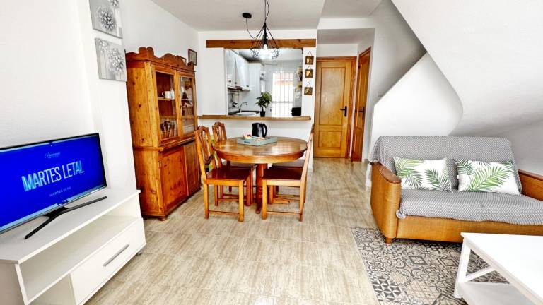 Rental apartment with patio, barbecue & pool — photo 5