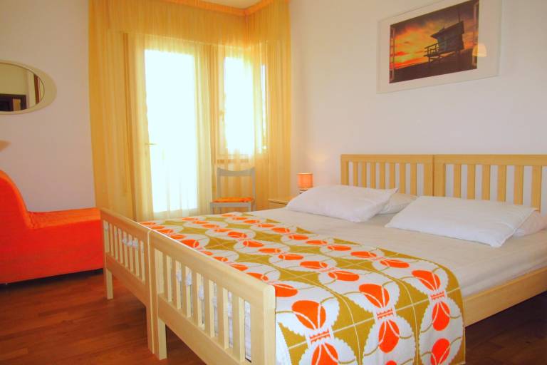 Beautiful holiday apartment with garden & pool | Beach nearby | Pets allowed — photo 3
