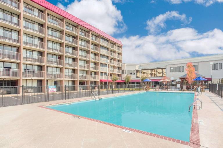 Ramada Plaza by Wyndham Fayetteville Fort Bragg Area in Sanford, NC