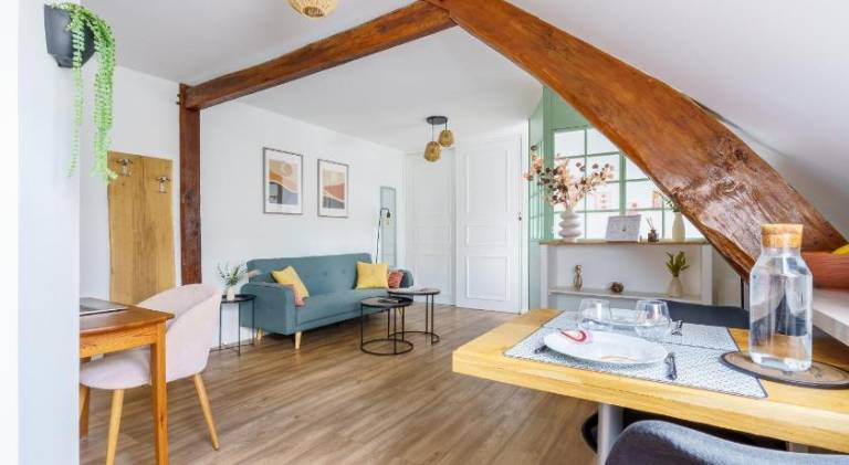 Rental apartment with 1 room for 3 persons in Compiègne