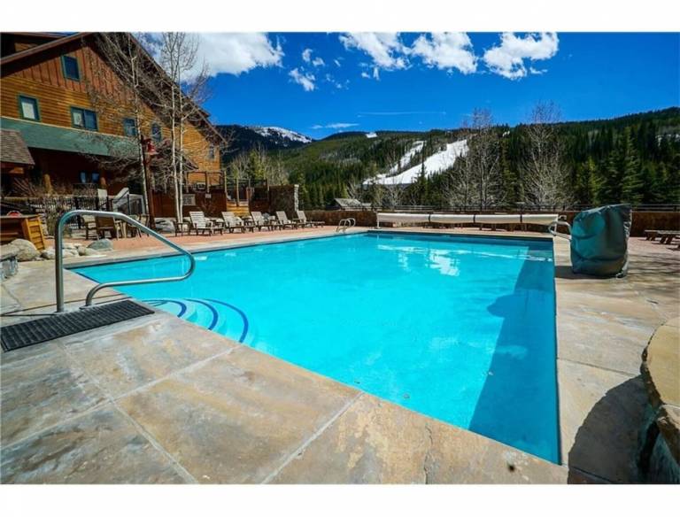 Condo Keystone