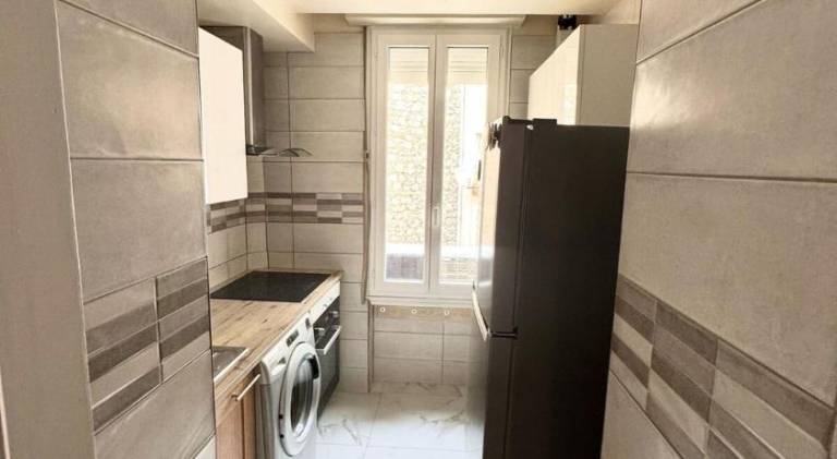 Apartment | Next to Russian Orthodox Cathedral — photo 4