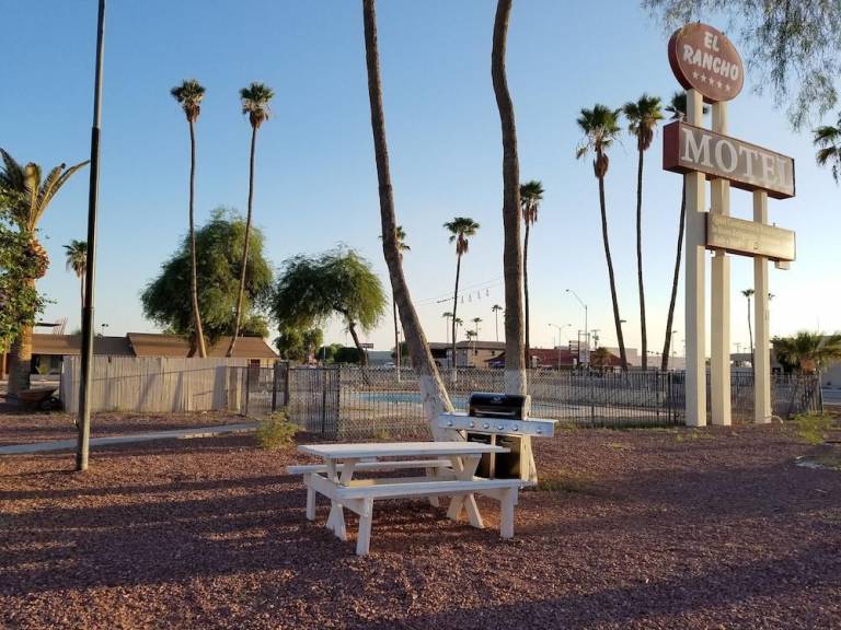 EL RANCHO MOTEL — photo 5