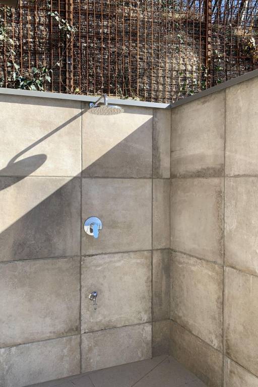 Vacation home with barbecue, yard & terrace | Mountain view — photo 5