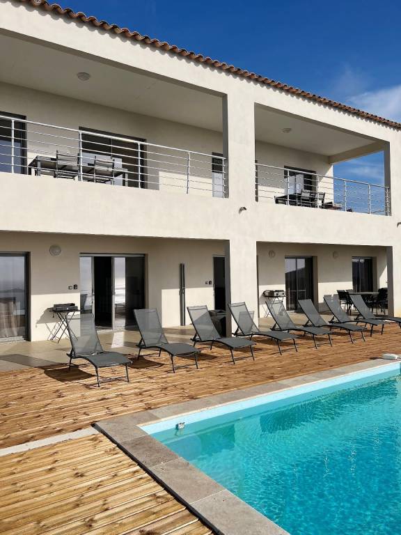 Ferienhaus in Cargèse für max. 20 Personen Ferienhaus in Cargèse für max. 20 Personen