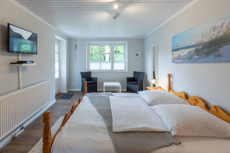Ferienwohnung Zwischen Wald und See in Husum / Schobüll für bis zu 2 Personen — photo 2