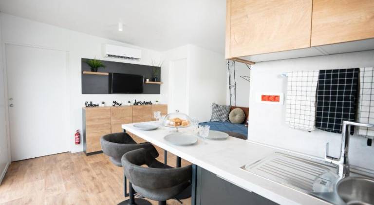 Lavanda Luxury Mobile Home at Terra Park Spiritos camp — photo 2