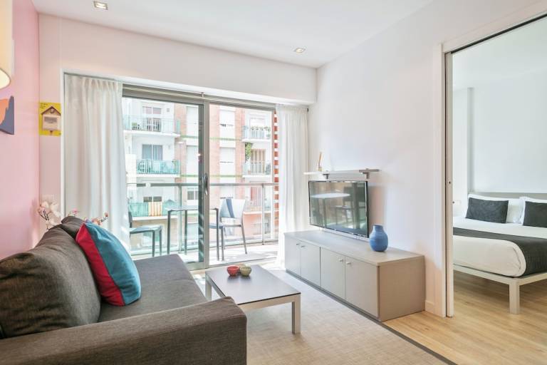 Aparthotel El Besòs i el Maresme