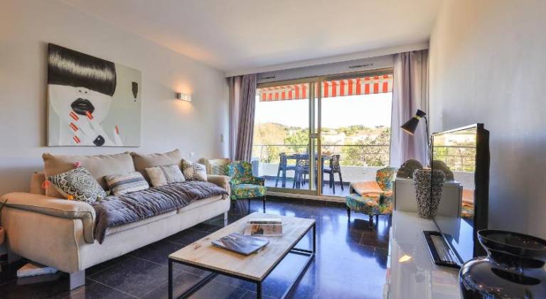 Rental apartment with pool | Pets are welcome in Saint-Tropez