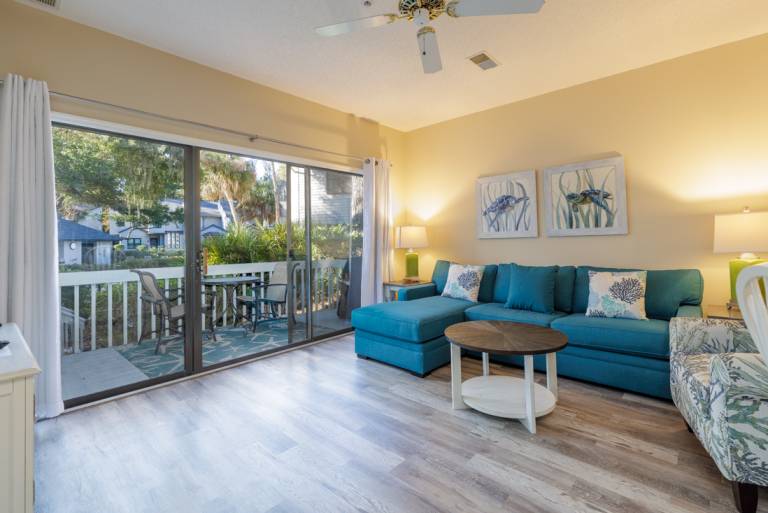 48 Ocean Breeze: Pet Friendly, Pool Views, Free Bikes, Tennis, Walk to Beach — photo 2