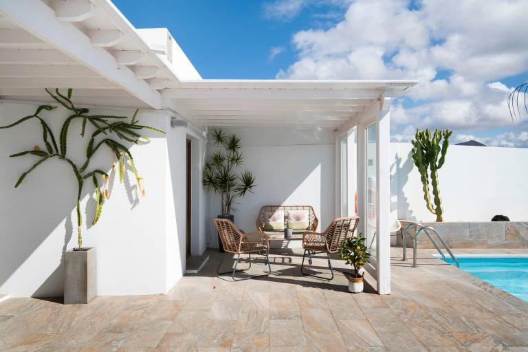 Villa with patio, barbeque & fast internet | Sea view — photo 5