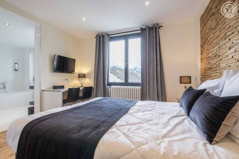 Logement Challes-les-Eaux