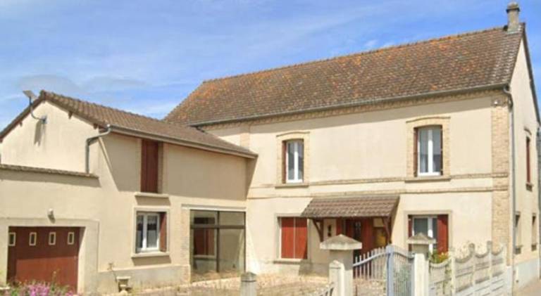 House | Dogs allowed in Reims