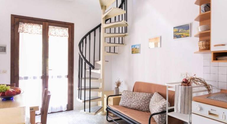 Family-friendly rental apartment with patio, sauna & barbeque | Dogs allowed — photo 2