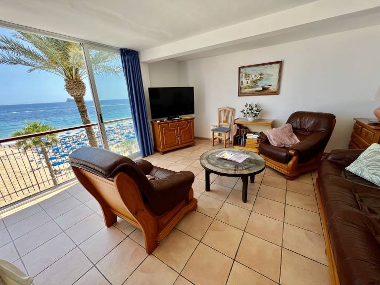 Holiday Apartment "WG1 Benidorm" Near the Beach with Sea View, Balcony, Air Conditioning and Wi-Fi — photo 3