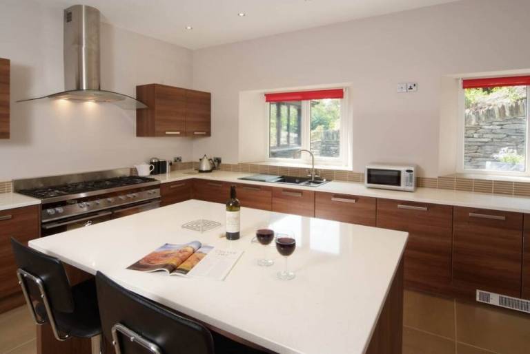 Fully equipped beautiful cottage with garden | Pets are welcome — photo 4