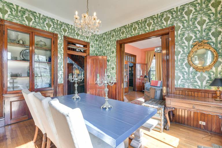 1/2 Mi to Beach! Historic Family Home in Galveston — photo 5