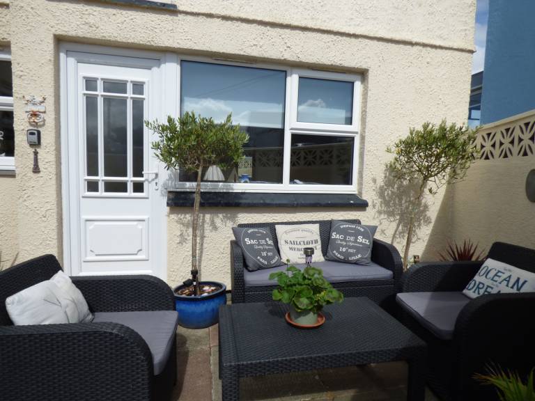 Family-oriented lovely cottage with BBQ & garden | Beach view | Next to the beach | Dogs allowed — photo 3
