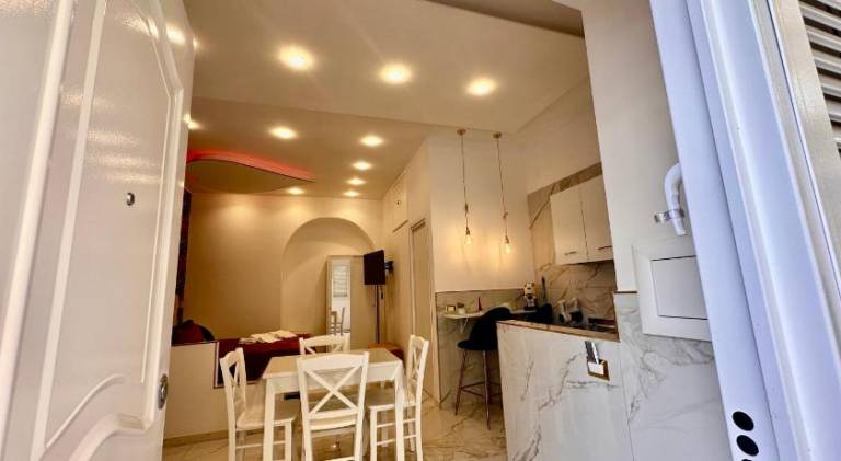 Wonderful vacation home | Next to Naples Cathedral | Pet-friendly — photo 2