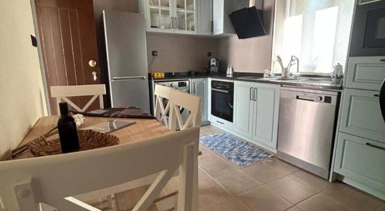 Vacation home with barbecue, garden & terrace — photo 5