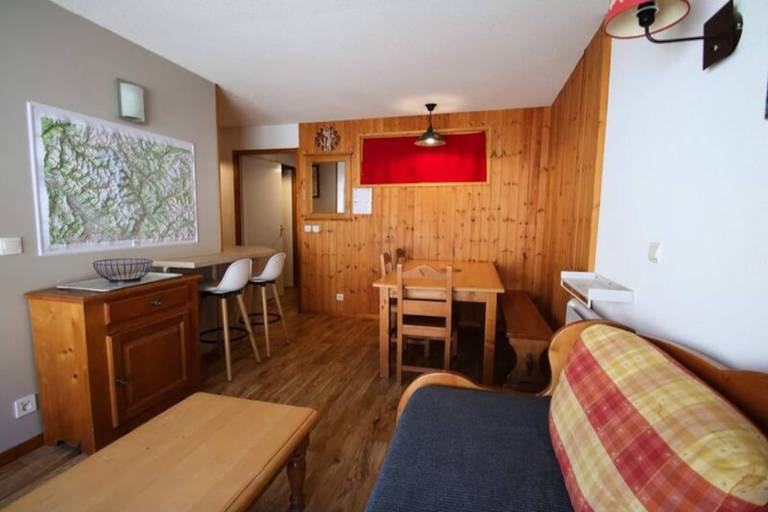 Charming rental apartment with patio & pool | Next to the ski | Dogs allowed in Briançon
