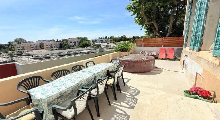 Duplex avec Spa, terrasse vue mer Marseille Calme & Central — photo 4