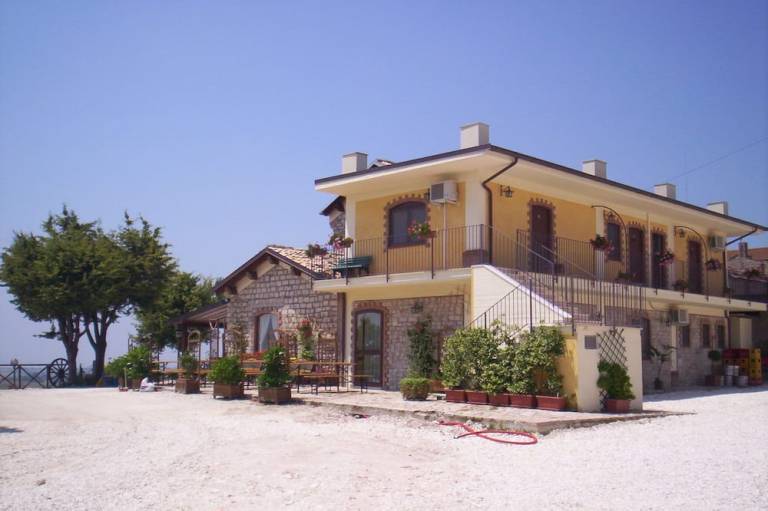 Bed & Breakfast  Pietrelcina