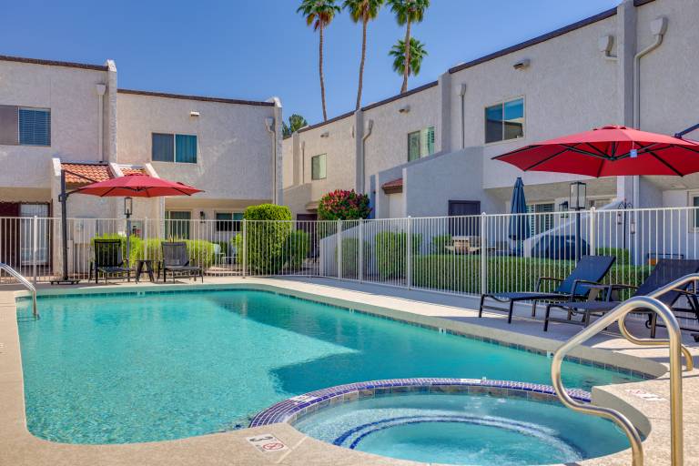 Pet-Friendly Unit, 1 Mi to Old Town Scottsdale! — photo 3