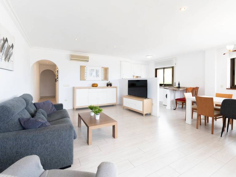 Wonderful apartment with barbecue & patio | Sea view | Next to the beach | Pets are welcome — photo 2