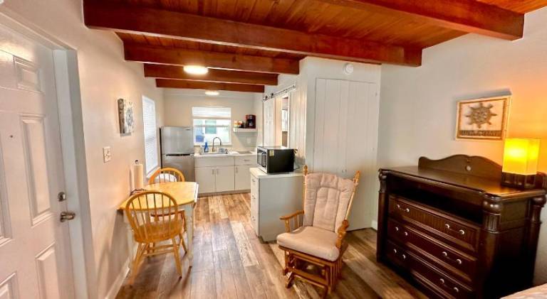 House with 1 room for 2 persons in Tavares, FL
