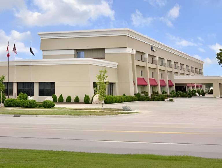 Baymont by Wyndham Mt Pleasant