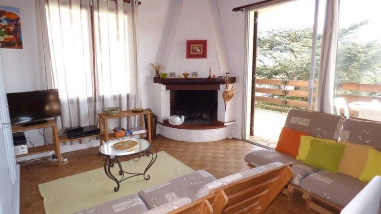 Villa with patio, grill & yard | Beach view — photo 4