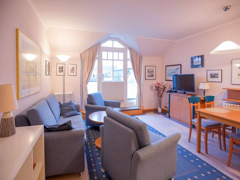 Komfort Ferienwohnung mit 1 Schlafzimmer und Balkon im Dachgeschoss in Binz