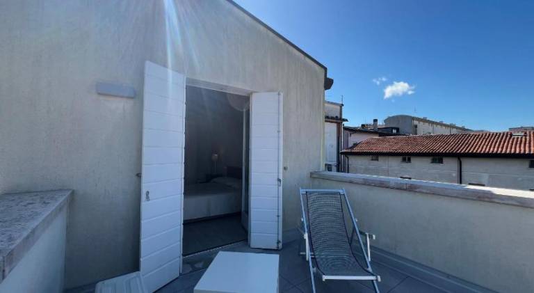 Beautiful rental apartment with patio | Close to the beach | Pets are welcome — photo 3