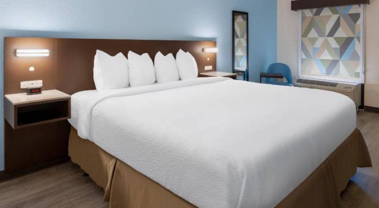 Studio 6 Suites Jacksonville, NC – Camp LeJeune — photo 2