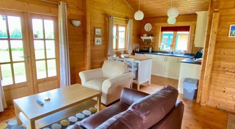 Chalet with 2 rooms for 4 persons — photo 2
