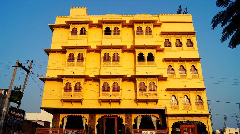 Shreeji Palace by Asapin Hotels