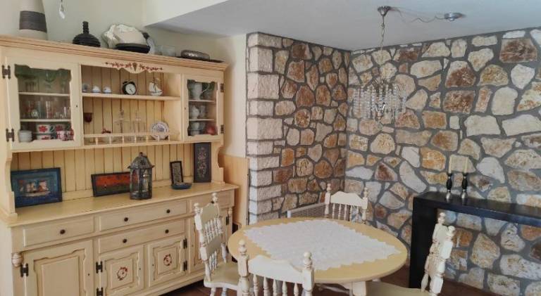 Apartment with patio, garden & private pool | Close to the beach | Suitable for remote work | Pets allowed — photo 5