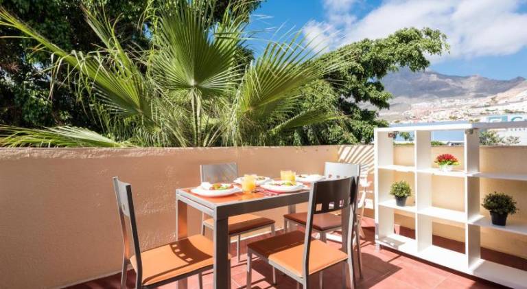 Wonderful holiday apartment with heated pool & patio | Beach nearby | Dogs allowed — photo 4