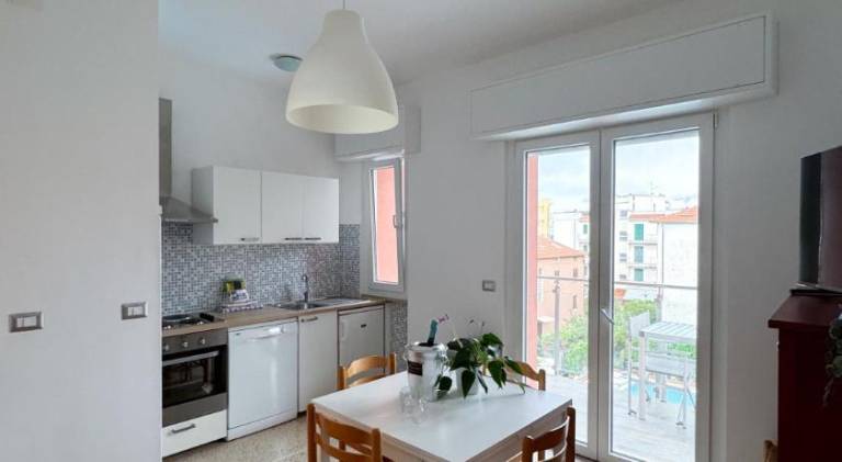 Family-friendly charming holiday apartment with terrace, garden & grill | Next to the beach | Pet-friendly — photo 3