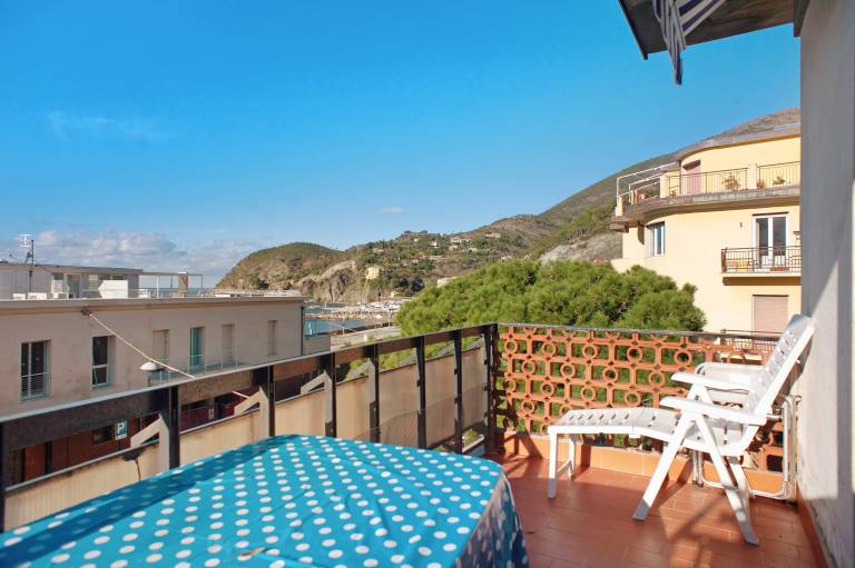 Fully equipped holiday apartment | Sea view | Next to the beach | Pets are welcome — photo 2