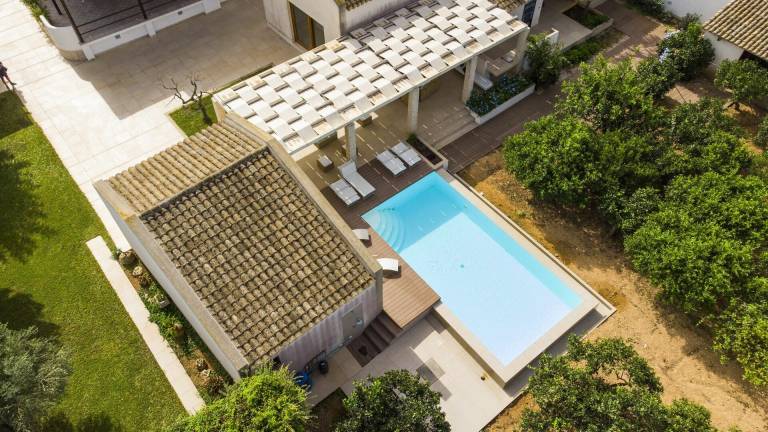 Child-friendly villa with barbeque & private pool | Pets allowed — photo 4