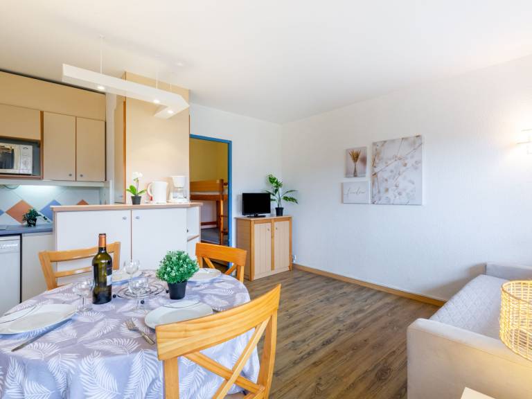 Holiday apartment with 1 room for 4 persons — photo 2