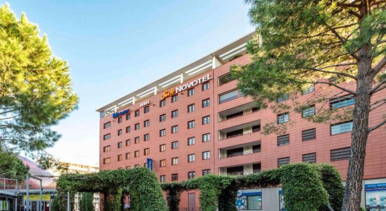 Novotel Suites Perpignan Centre — photo 3