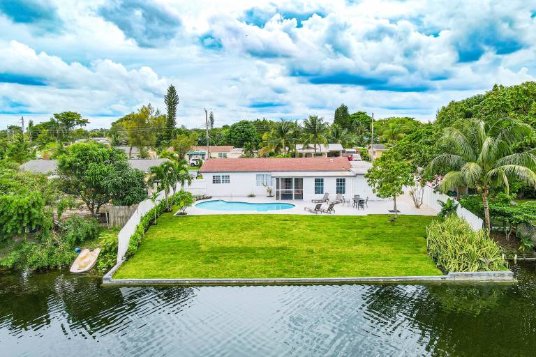 Casa Deerfield Beach