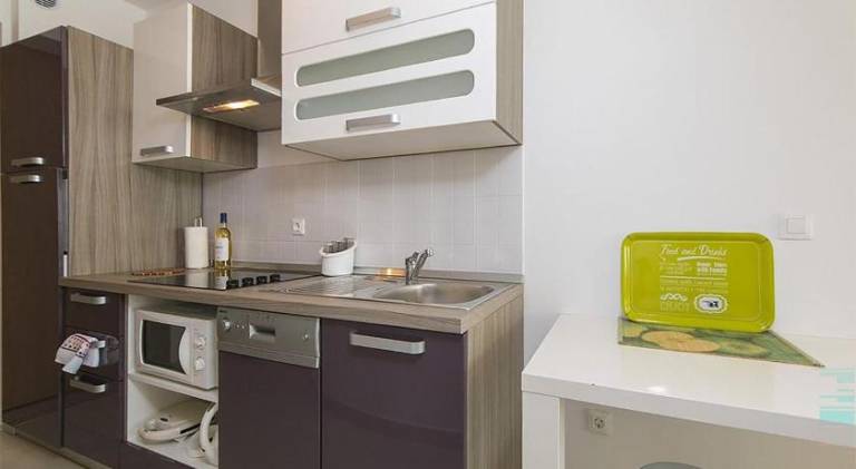 Holiday apartment with 2 rooms for 5 persons — photo 2