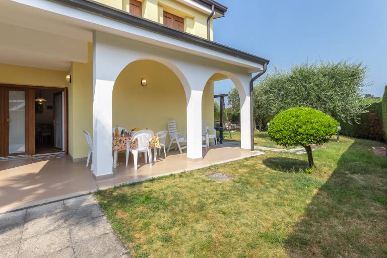 Ferienhaus mit Hund inColà, Castelnuovo del Garda Gardasee f&uuml;r max. 4 Personen