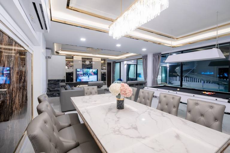 Villa with jacuzzi, barbecue & pool | Pets allowed — photo 5